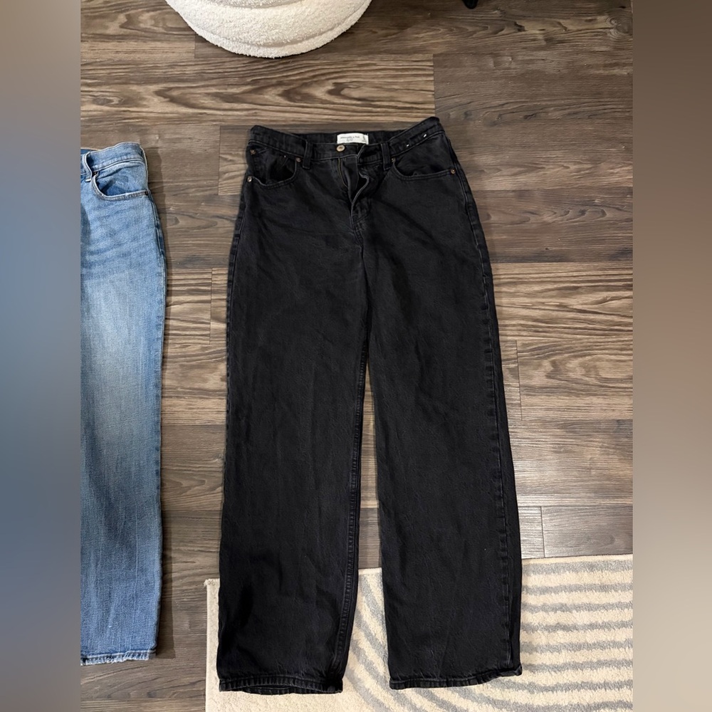Abercrombie & Fitch Black Loose High Ride  Jeans